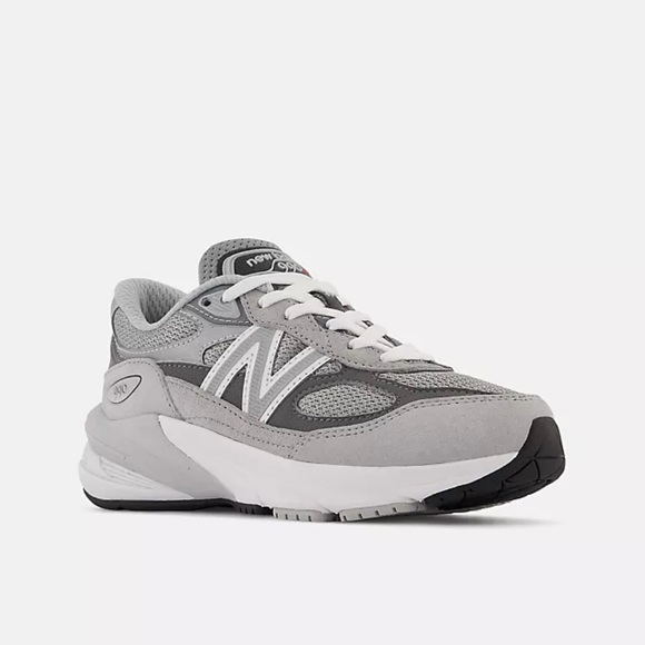 New balance kids FuelCell 990v6 3 - Picture 1 of 7